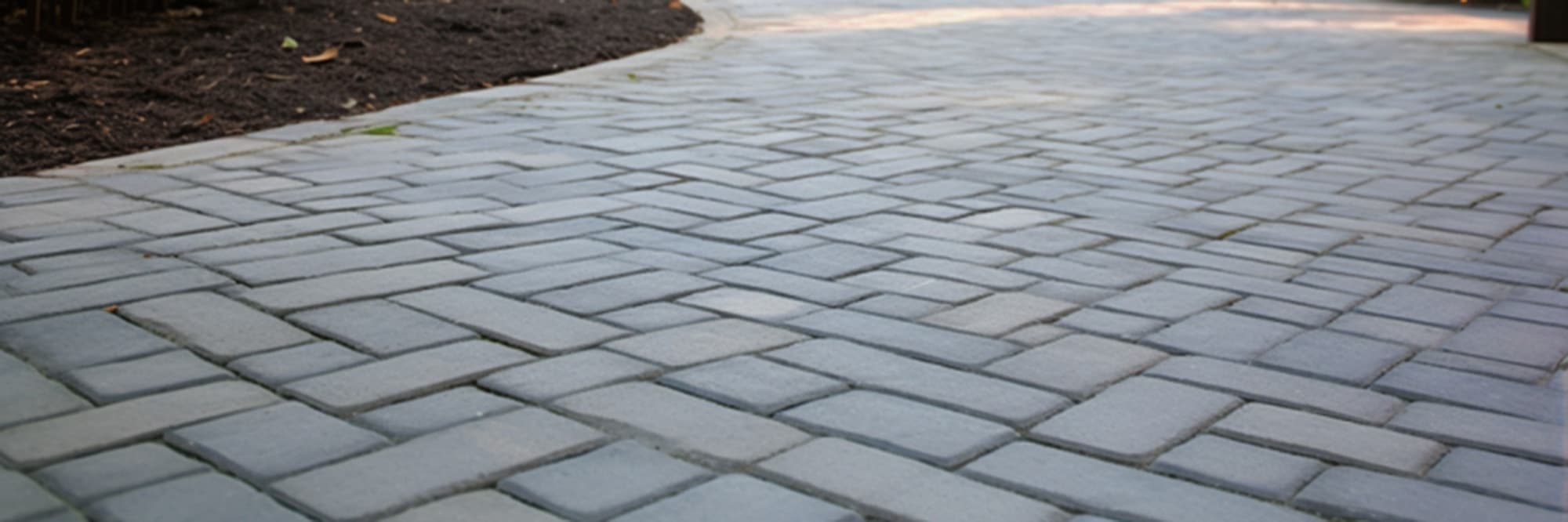 Featured Image Pavers Vs. Concrete Patio